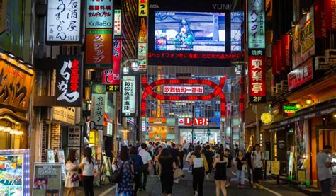 新宿有什麼景點，且談談新宿的美食文化